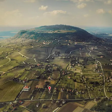 Feriehus Jera Pince Es Vendeghaz